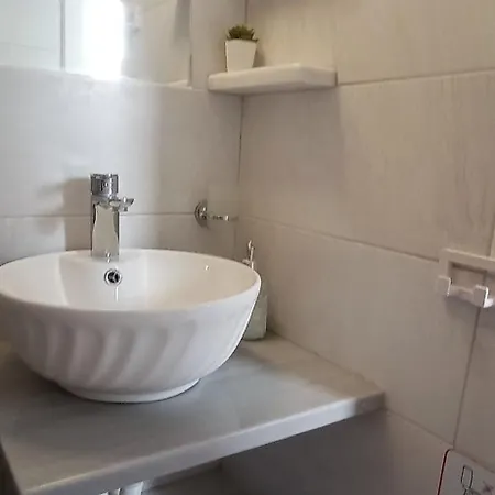 Apartmán Sunrise Flora Agia Marina  Pokoj fotografie