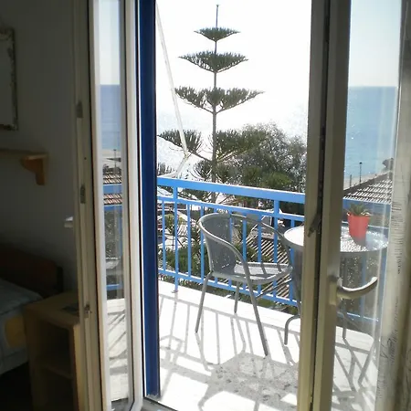 Apartmán Sunrise Flora Agia Marina  Exteriér fotografie
