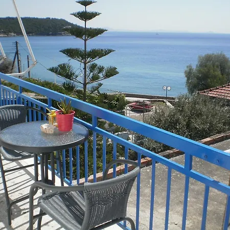 Apartmán Sunrise Flora Agia Marina  Pokoj fotografie