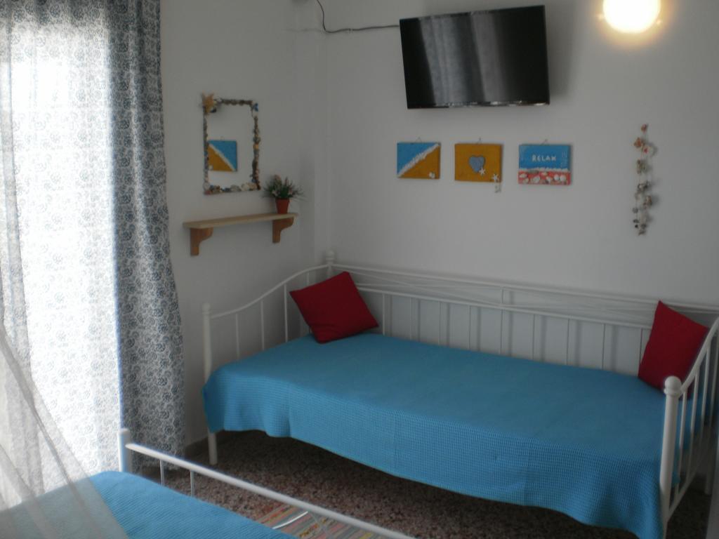 Sunrise Flora Apartment Agia Marina (Aegina)